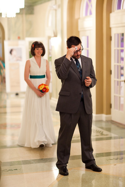 DIY Wedding Photo of Bride and Groom 
