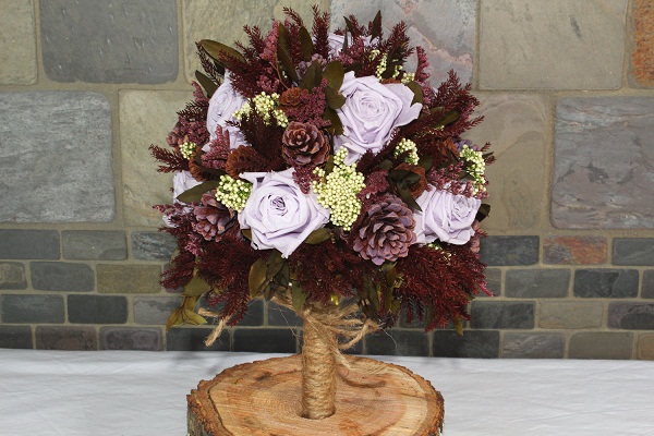pinecone-wedding-bouquet