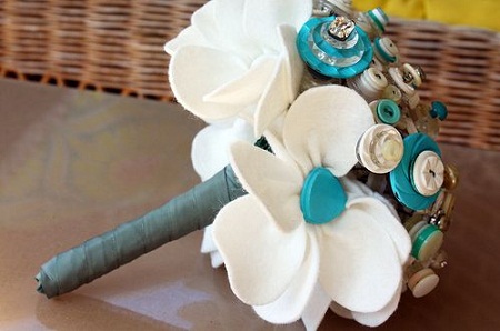 wedding-button-bouquet-alternative