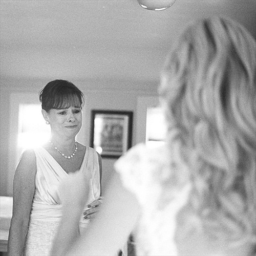 mother daughter most touching wedding photos
