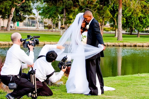 Wedding videographer and photographer