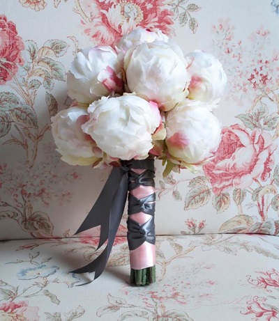 pink grey ivory wedding bouquet