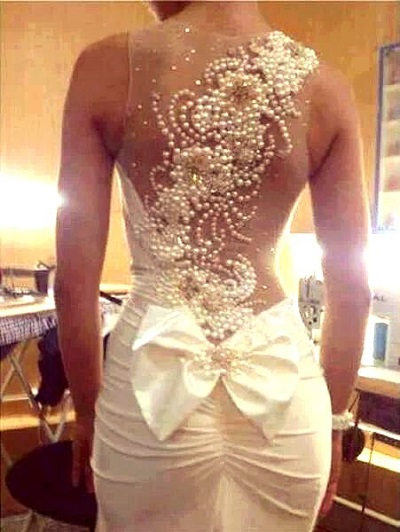 pearl back design wedding dress