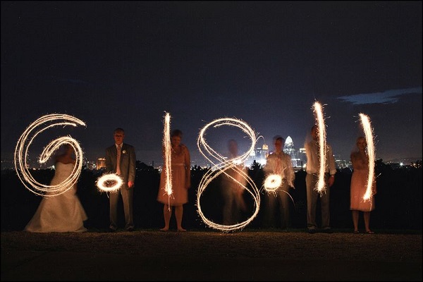 wedding anniversary date sparklers