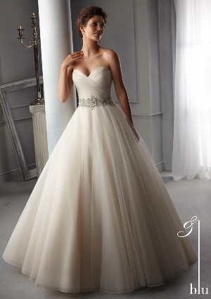 how to find wedding dress