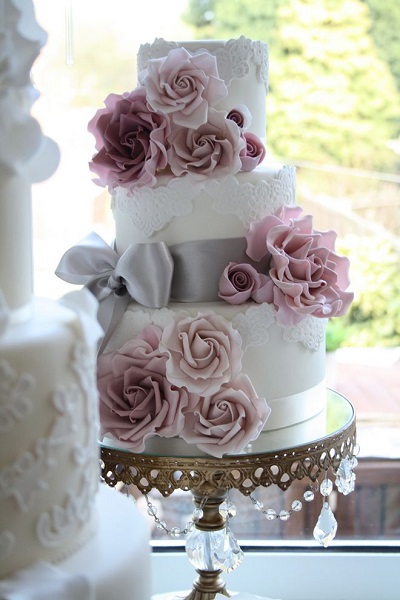 mauve grey wedding cake fall wedding colors