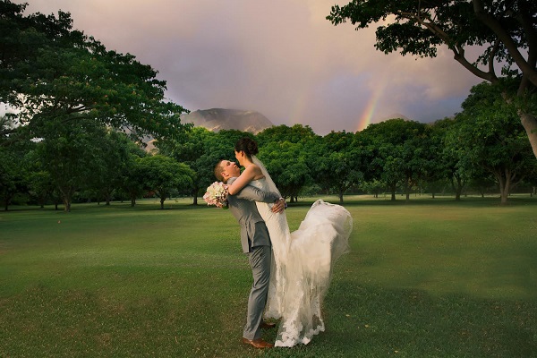 top Hawaii wedding photographer Anna Kim