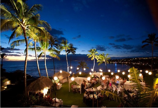 top Hawaii wedding photographer Pearl Photography