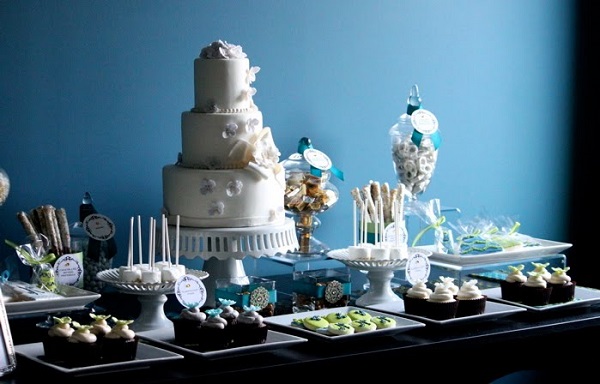 wedding cake myths