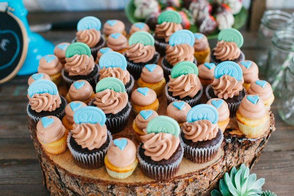 cupcakes-wedding-cake-alternative