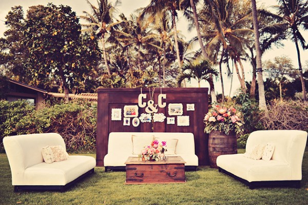 lounge-area-outdoor-weddings