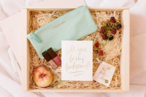 will you be my bridesmaid - katie stoops photography